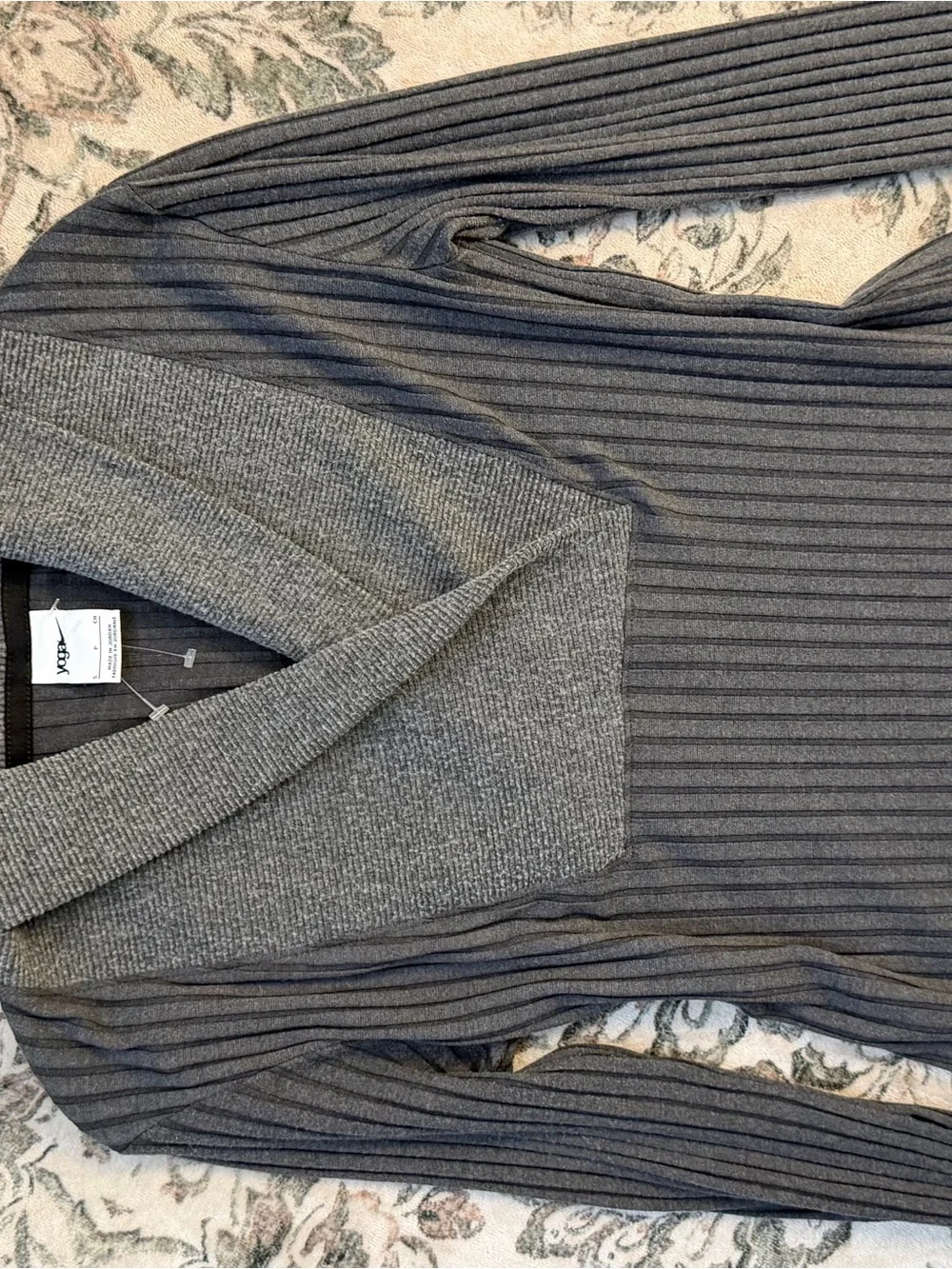 Nike Women's Gray Ribbed V-Neck Sweater